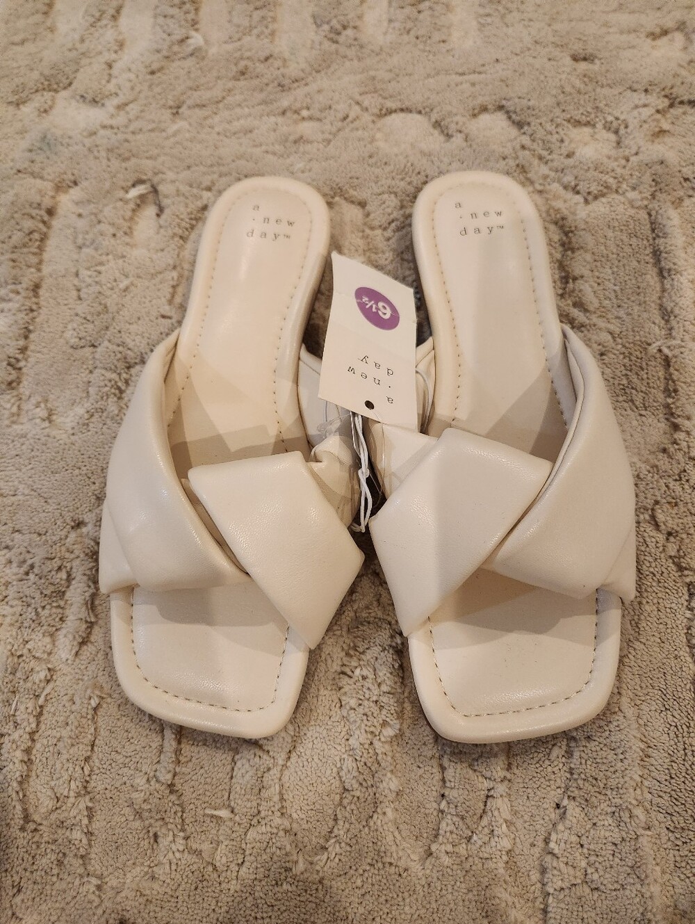 ✨️🥰NWT Women's Lisa Slide Sandals - A New Day Off White Cream - Picture 2 of 12